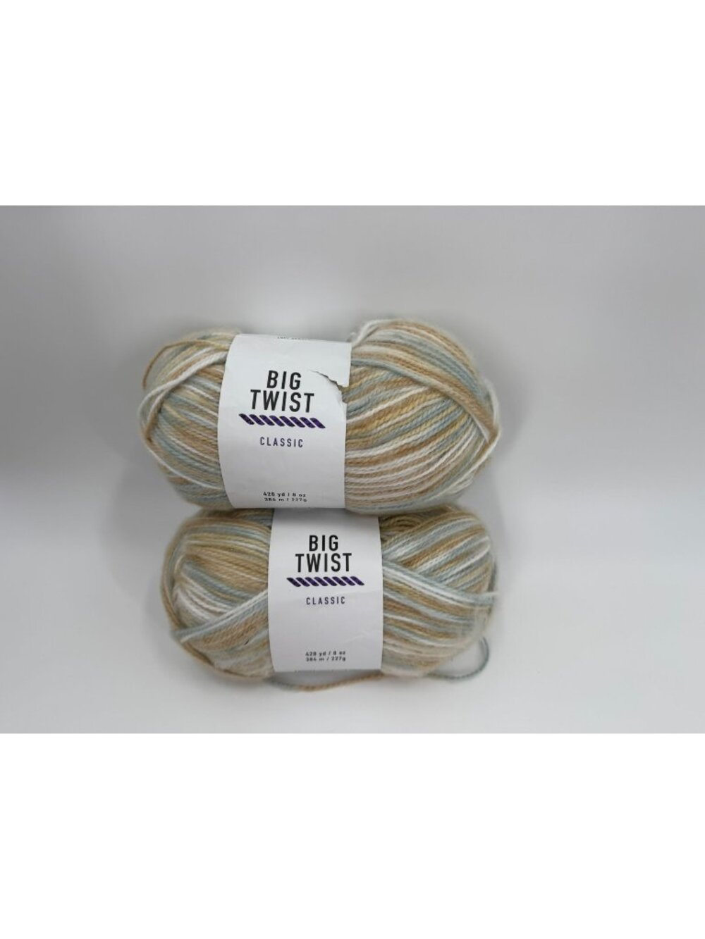 Set of 2 Skeins Big Twist Classic Yarn in Oatmeal Weight 5 420 yd 8 oz Lot 63924